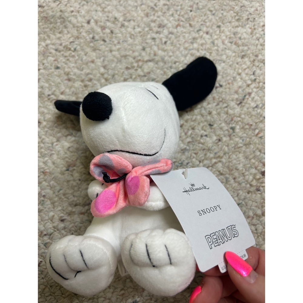 Hallmark Peanuts Snoopy Plush Toy Pink Polka Dot Bow White Black Beagle NWT